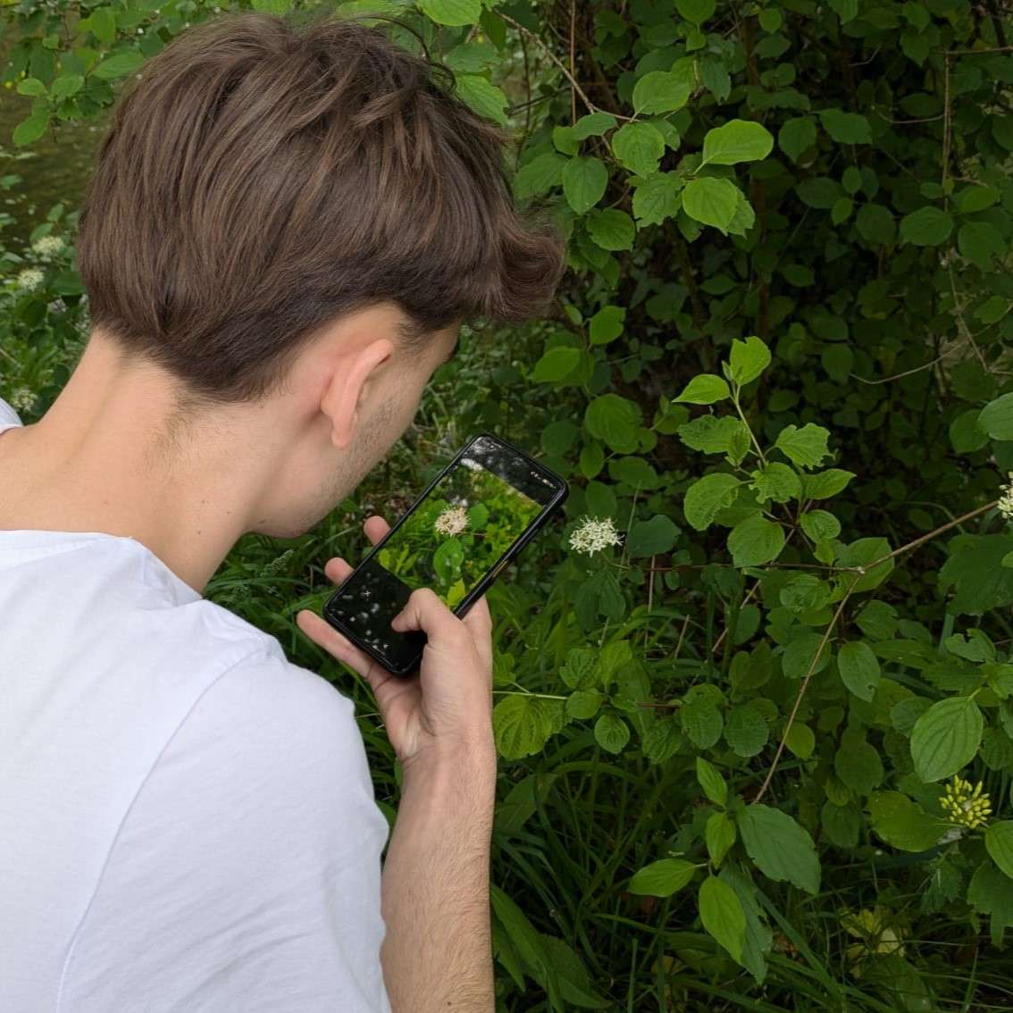 Una primavera para la concienciación ambiental a orillas del Asón